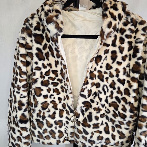 Furry Leopard Hoodie Jacket - Picture 3 of 3